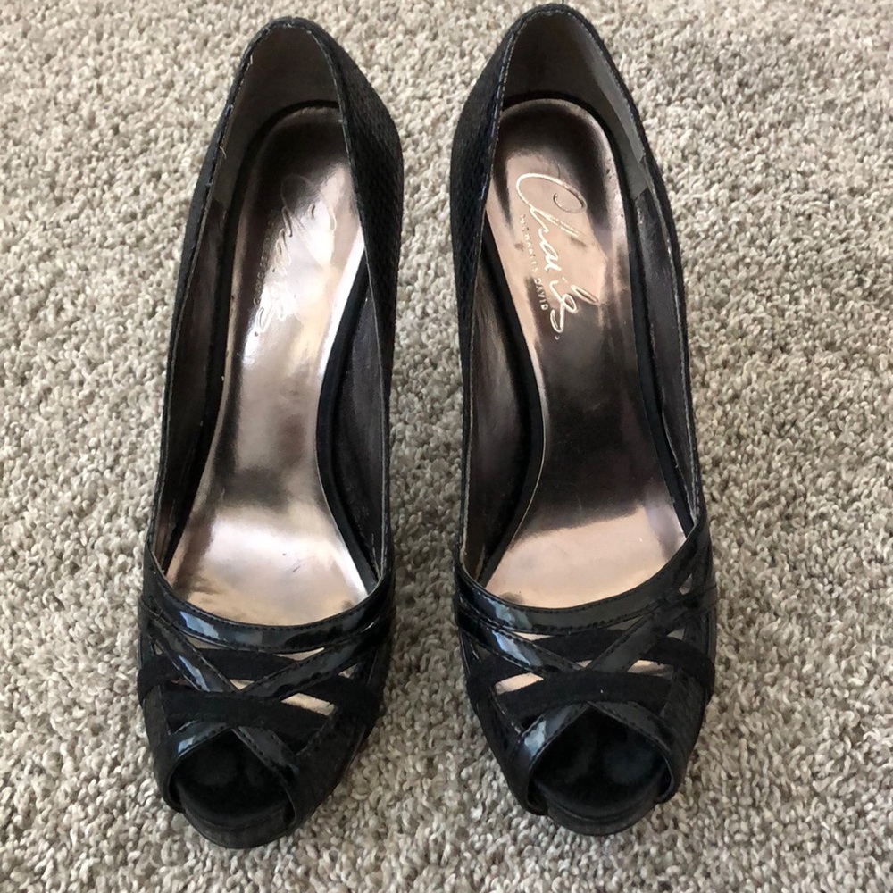 Charles by Charles David Black Pumps - Size 8 - Picture 4 of 8